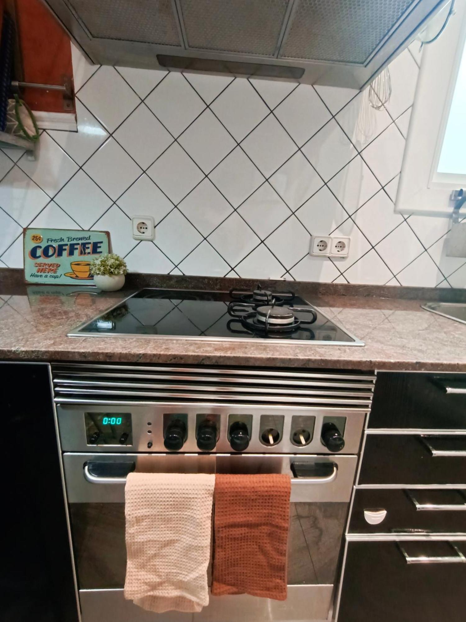 By Urquinaona Private Rooms Βαρκελώνη Εξωτερικό φωτογραφία